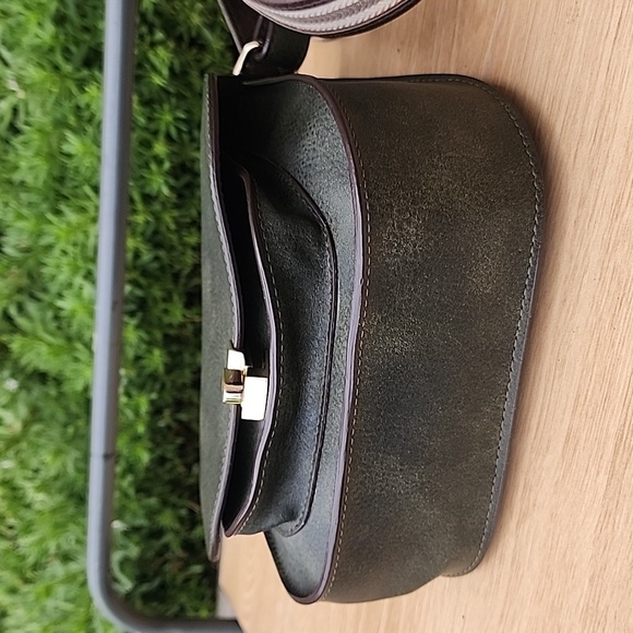 Yargici. Green Crossbody Bag - Picture 5 of 13